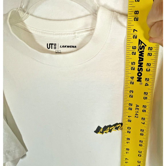 Uniqlo x Lakwena Size L White Cotton Tee T Shirt Your Love Keeps Lifting Me High - Picture 9 of 11